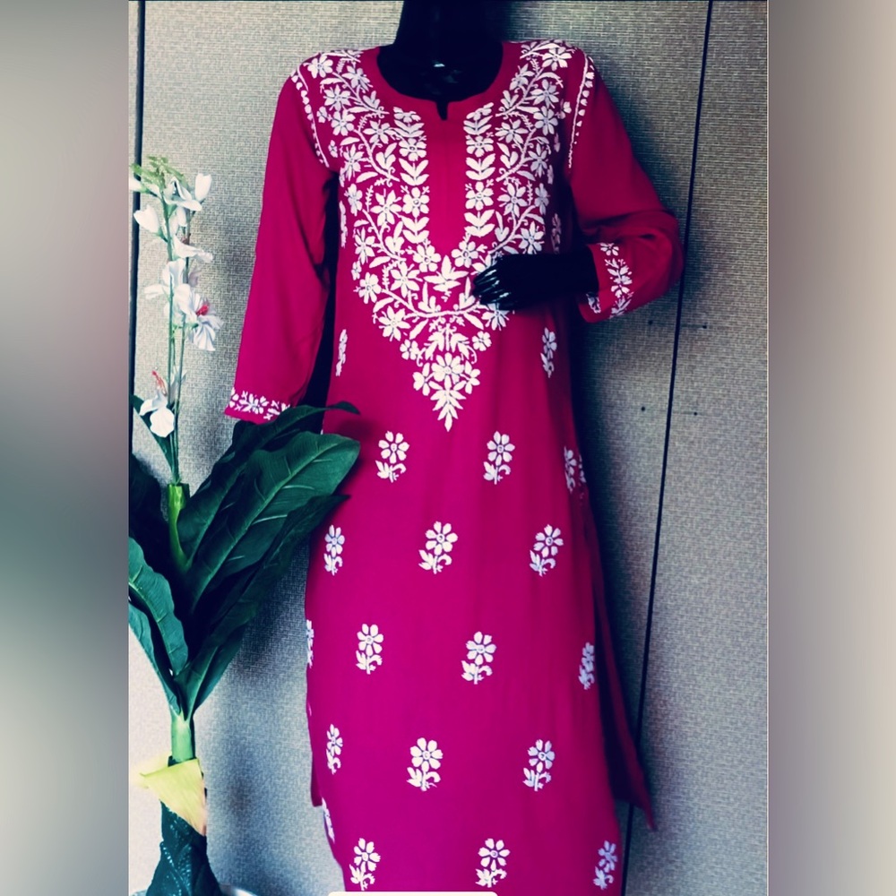 Pakistani chicken Kari by gulahmed! Magenta shalwar kameez and net dupatta XL 42